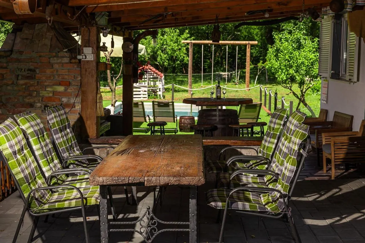 Grižane Villa Darija With Heated Pool קרואטיה